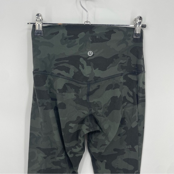 Lululemon Align High-Rise Crop leggings 21", Size 4 green camo - Picture 4 of 8